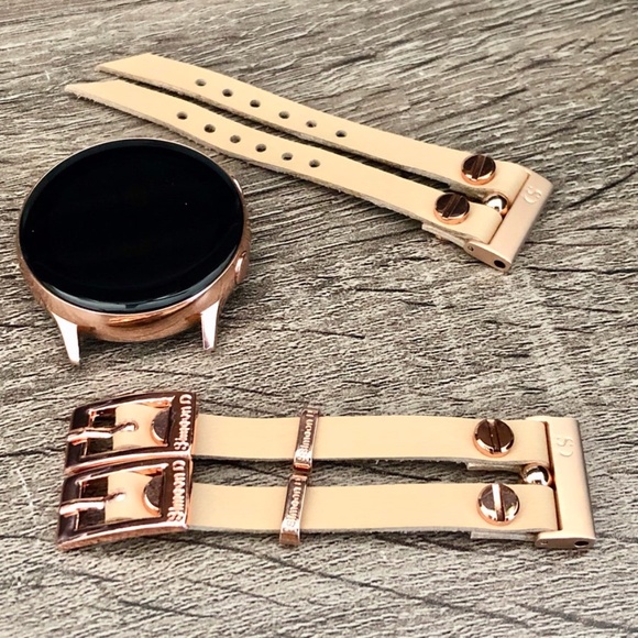 Galaxy Watch 42mm Cream Beige Vegan Leather Band main image 5
